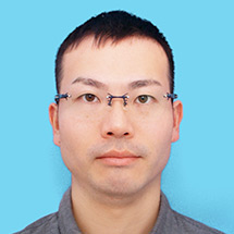 臼井 隆一 近影